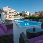 Lavanda I Brodarica (Sibenik-Knin)