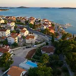 Lavanda I * Brodarica (Sibenik-Knin)