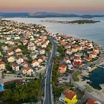 Lavanda I Daire Brodarica (Sibenik-Knin)