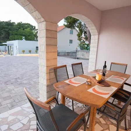 Apartamento Lavanda I *