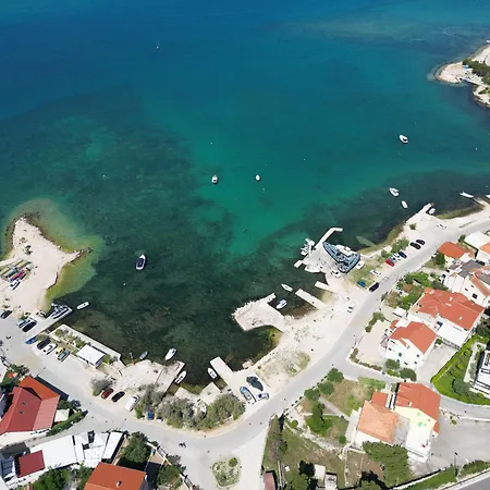 Daire Lavanda I Brodarica (Sibenik-Knin)