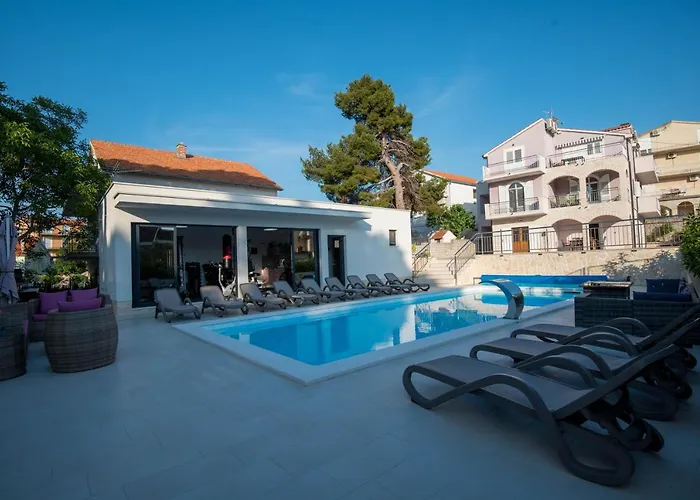 Lavanda I Brodarica (Sibenik-Knin)