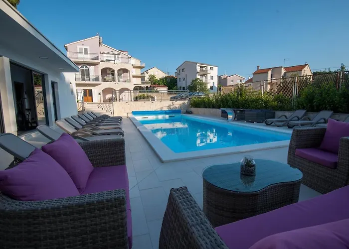 Lavanda I Brodarica (Sibenik-Knin)