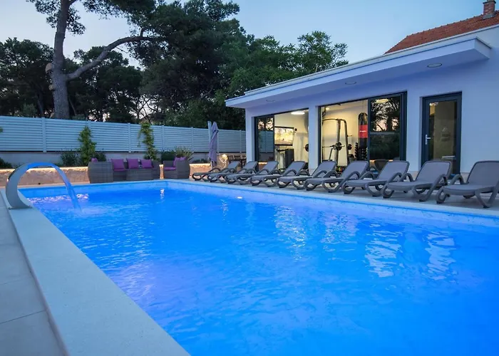 Lavanda I Brodarica (Sibenik-Knin)