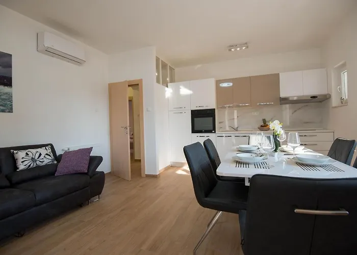 Lavanda I Apartman Brodarica (Sibenik-Knin)