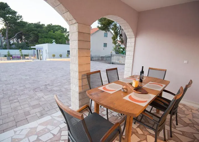 Apartman Lavanda I *